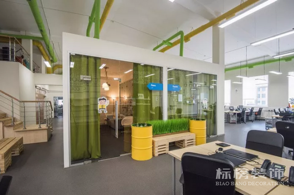辦公室裝修怎樣實(shí)現(xiàn)綠色環(huán)保的辦公室？